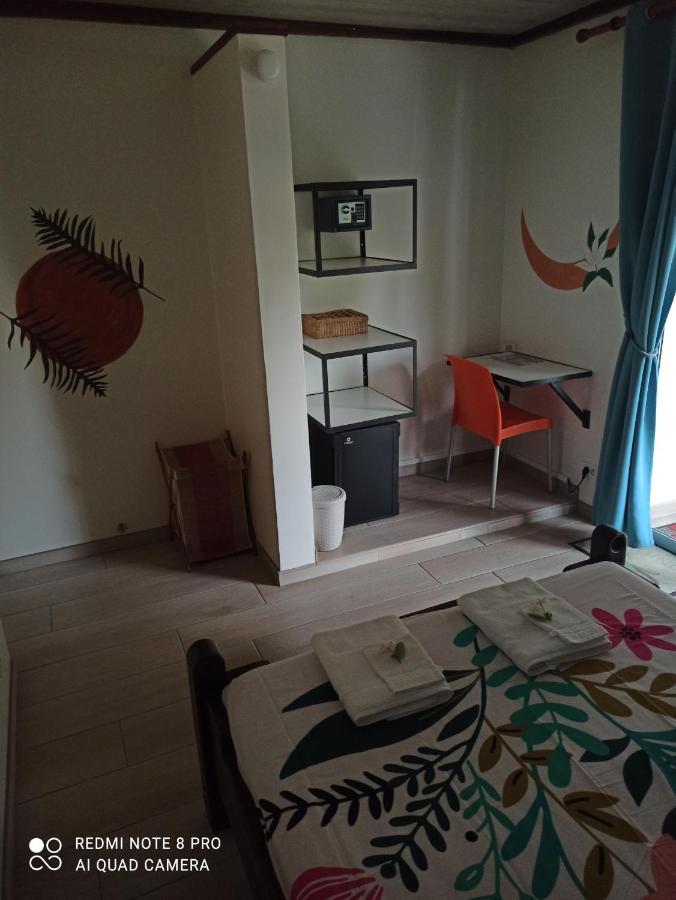 La Maison Du Voyage Tevaitoa 外观 照片