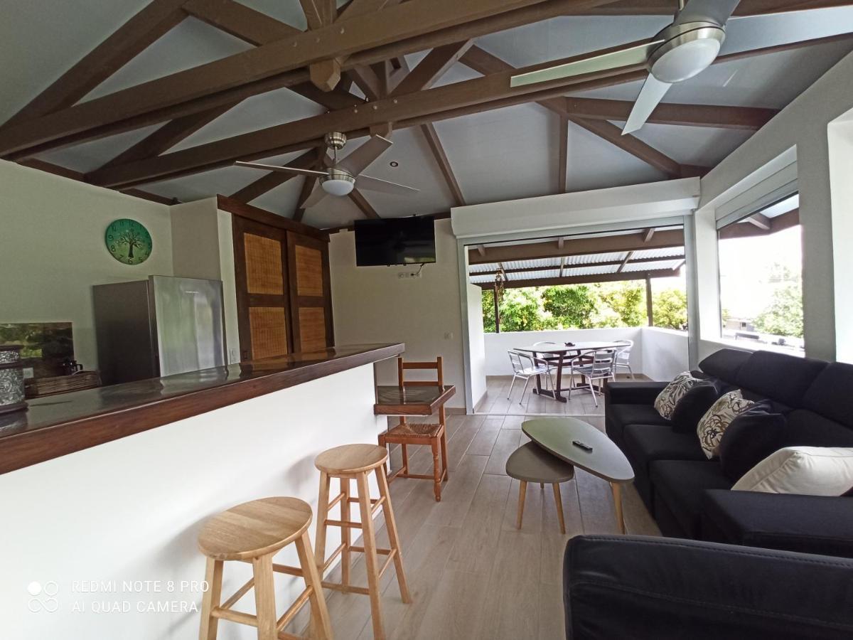 La Maison Du Voyage Tevaitoa 外观 照片
