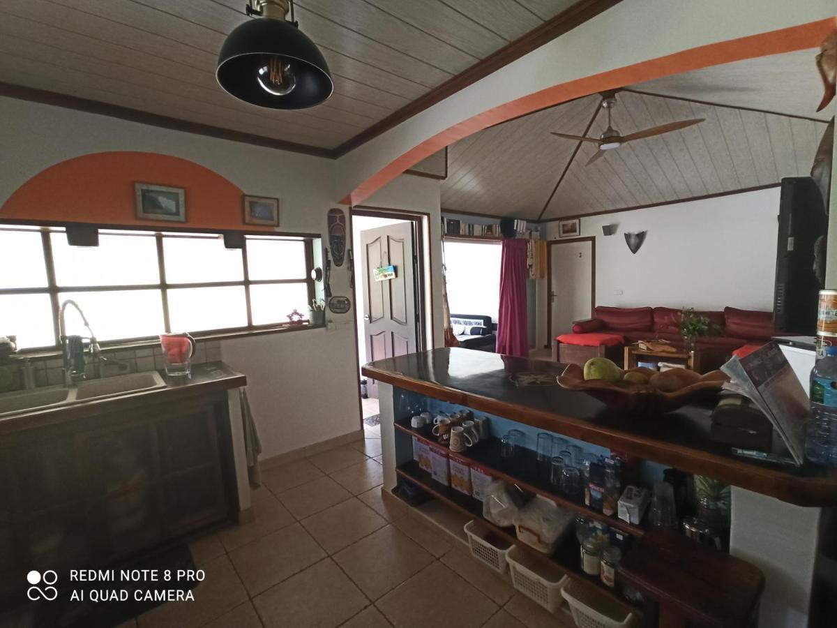 La Maison Du Voyage Tevaitoa 外观 照片